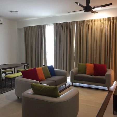Afiniti Muslim Medini Condo Nusajaya  Esterno foto